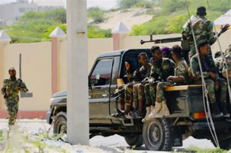 Somali’de askeri kampta ateş açıldı: 6 asker öldü